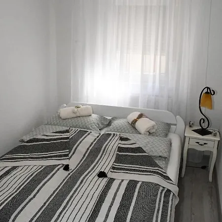 アパート Sarajlic *