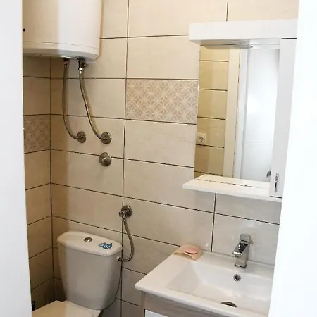 アパート Sarajlic